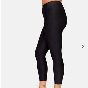 Outdoor Voices Warmup 3/4 Leggings